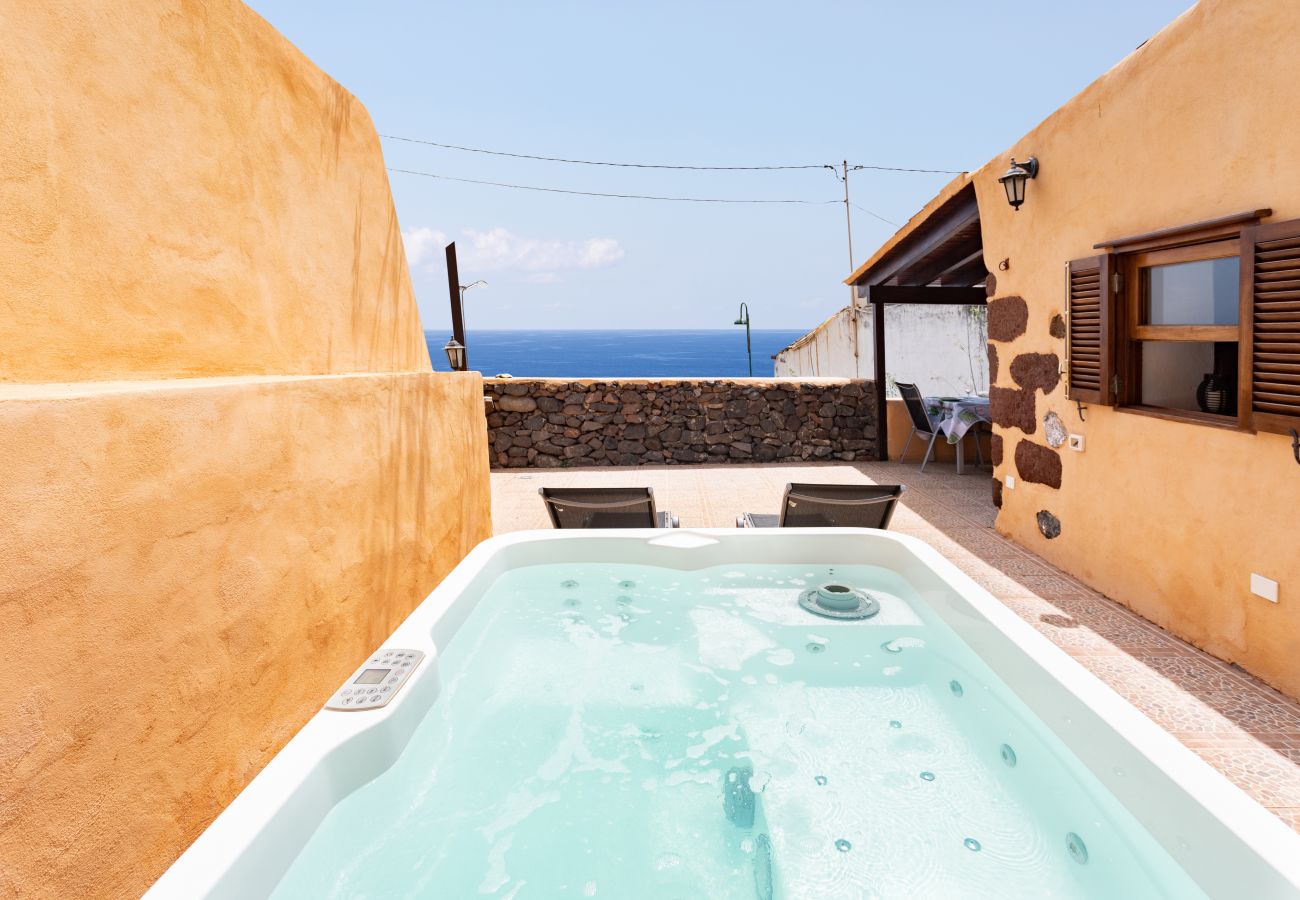 Maison à Tenerife - Maison avec 1 chambres à 100 m de la plage