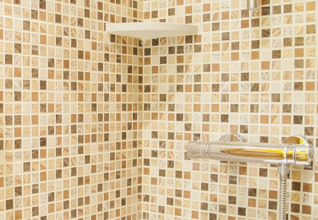 Appartement à Barcelona - VILADOMAT, large 4bed/2bath with balcony Appartement à Barcelona - VILADOMAT, large 4bed/2bath with balcony