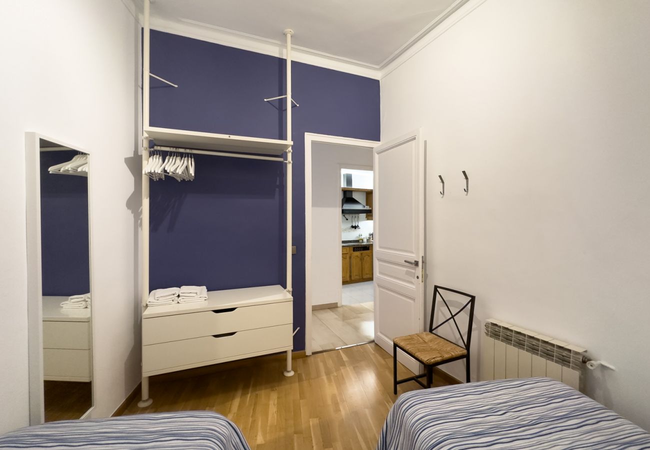 Appartement à Barcelone - Bel appartement avec grande terrasse privée, à côté du Passeig de Gracia, Barcelone centre