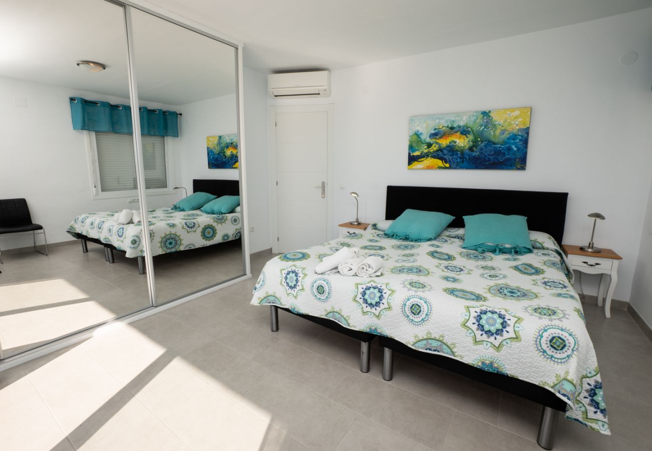 Appartement à Nerja - Appartement avec 4 chambres à 100 m de la plage