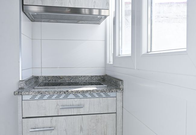 Studio à Madrid - M (PDA115) ESTUDIO 4 PAX Studio à Madrid - M (PDA115) ESTUDIO 4 PAX