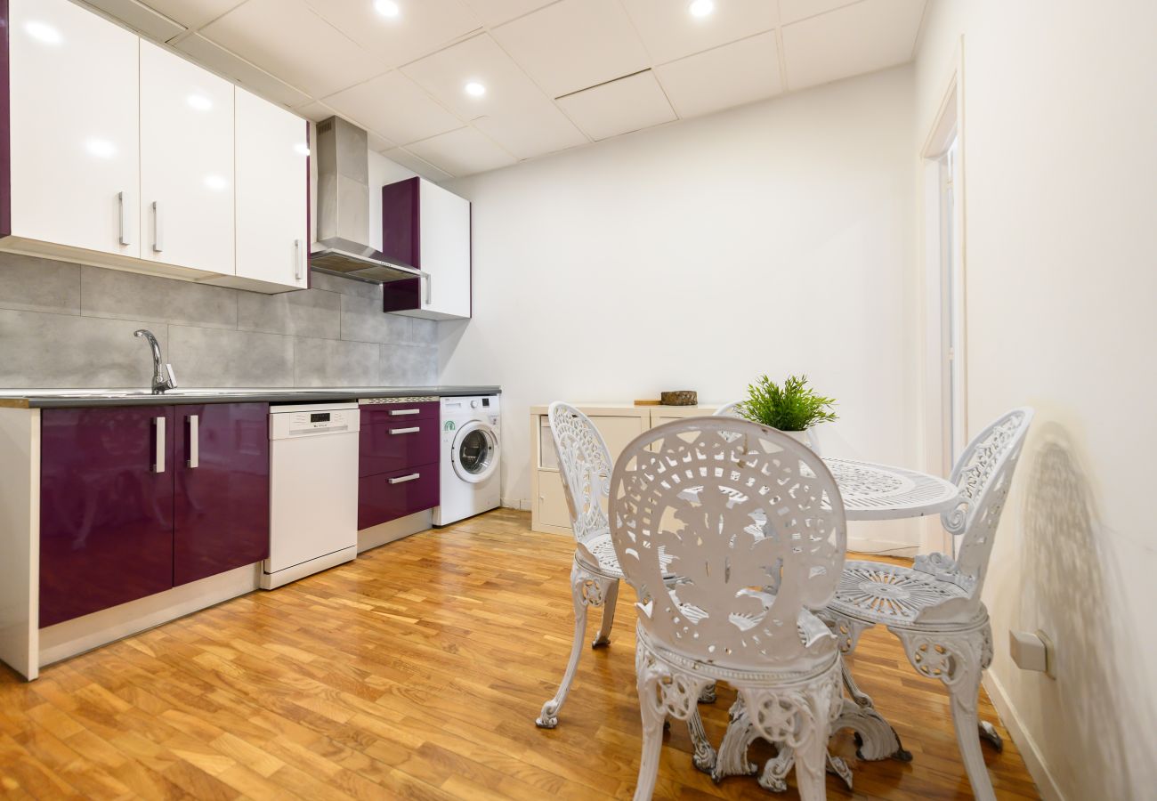 Appartement à Madrid - M (VEL551) Piso de 3 dormitorios y 2 en Salamanca