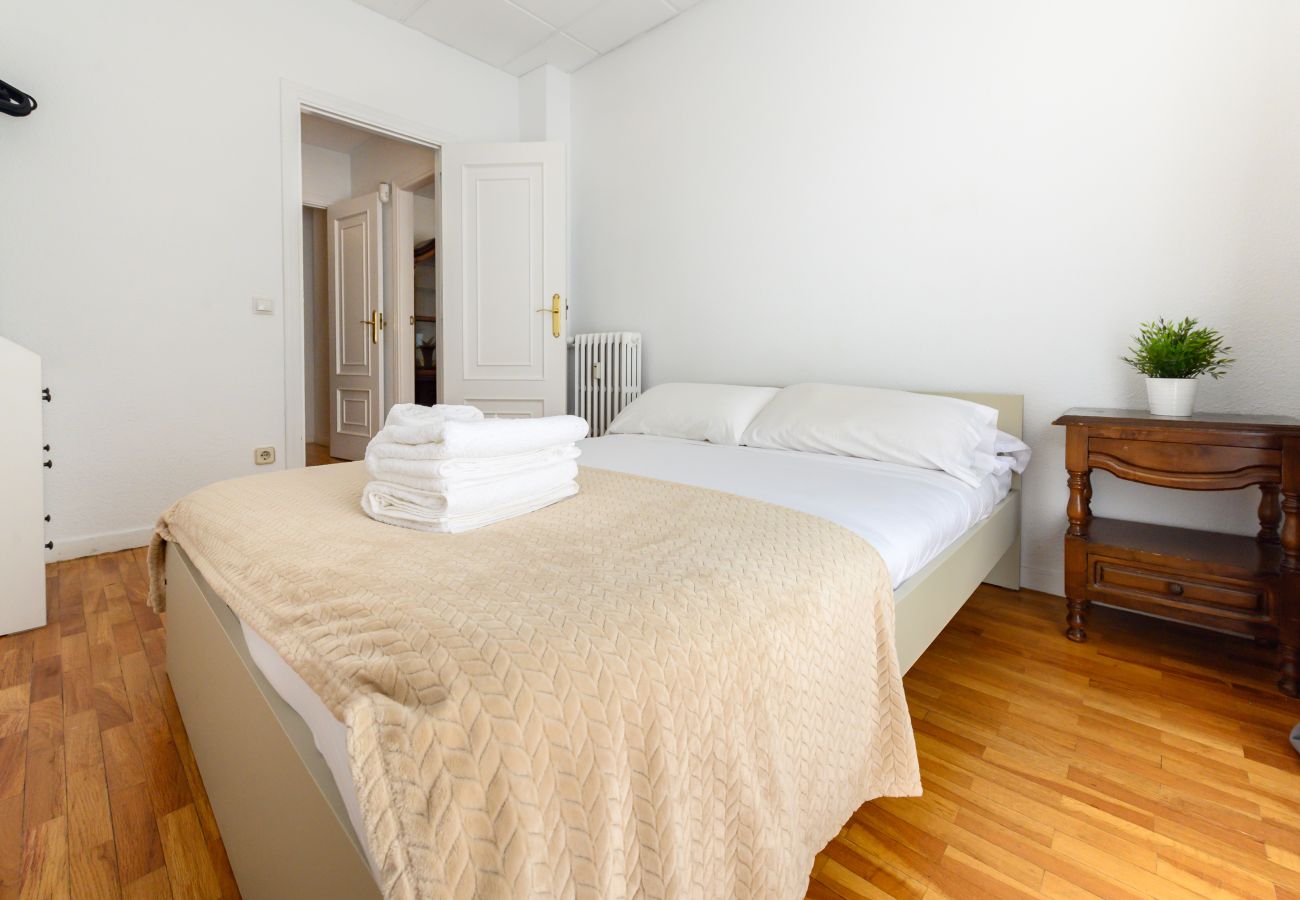 Appartement à Madrid - M (VEL551) Piso de 3 dormitorios y 2 en Salamanca