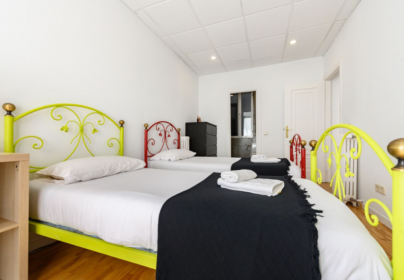 Appartement à Madrid - M (VEL551) Piso de 3 dormitorios y 2 en Salamanca