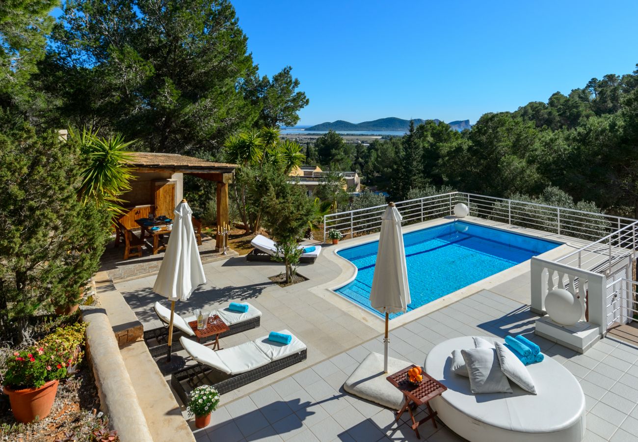 Villa à Ibiza - Villa avec piscine à Ibiza