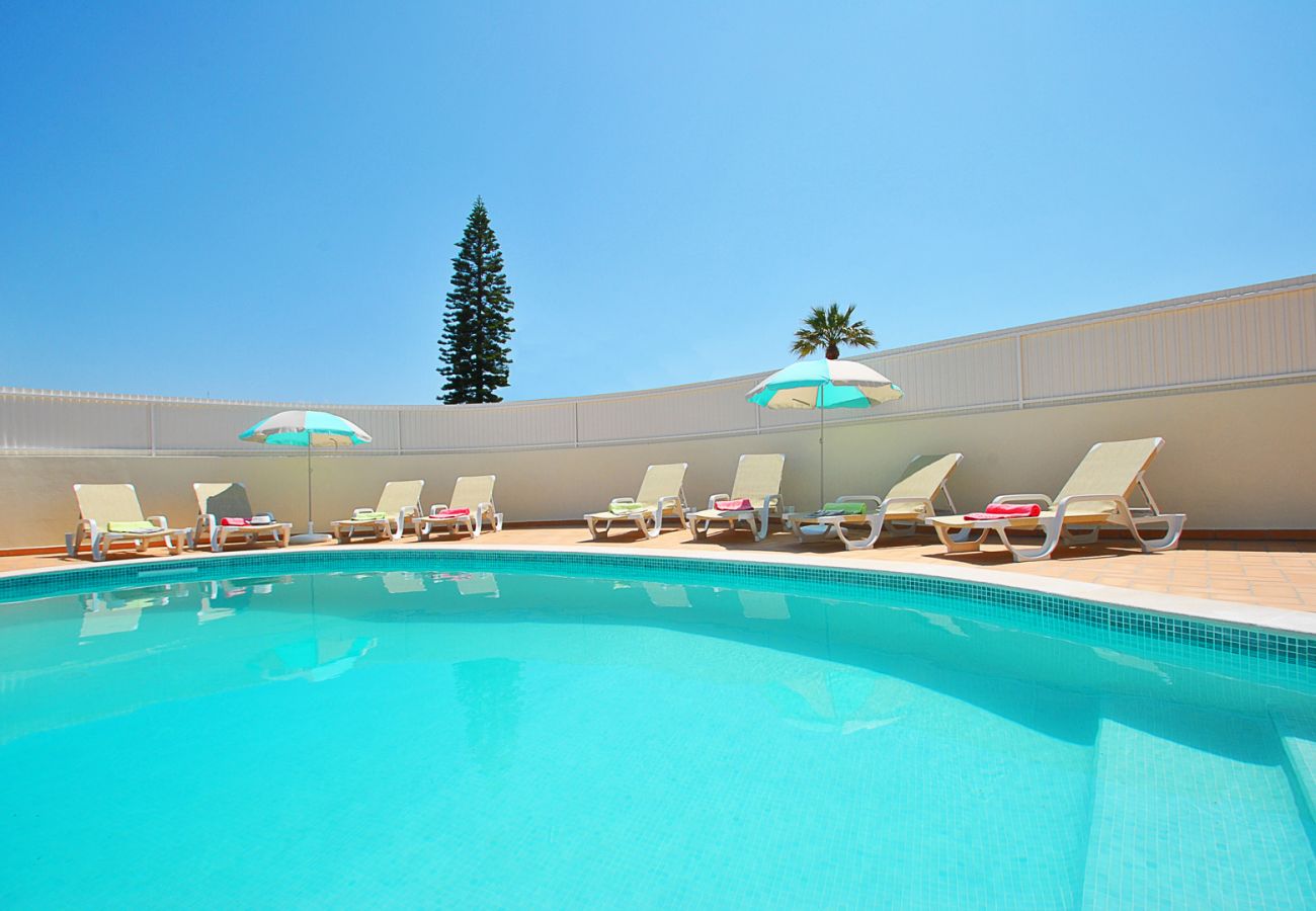 Villa à Albufeira - Villa avec piscine à 650 m de la plage