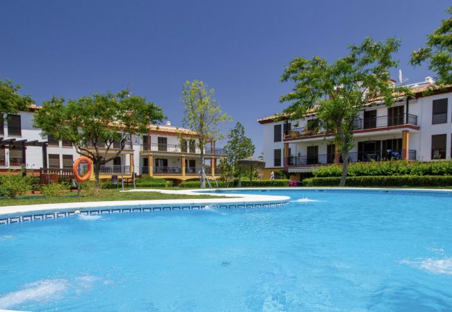  à Ayamonte - HEN01 Stunning Garden Apartment