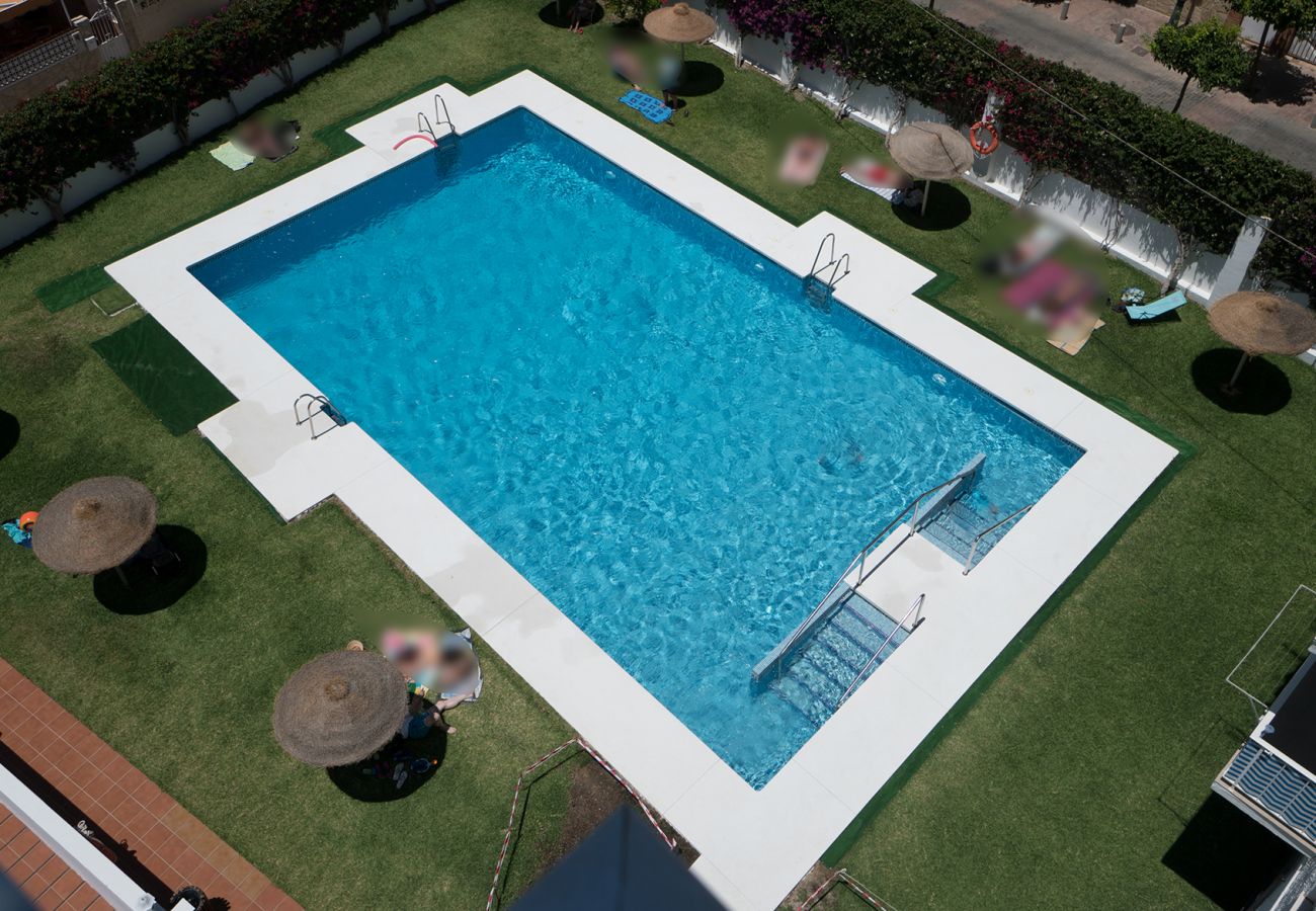 Appartement à Nerja - Appartement avec piscine à 50 m de la plage