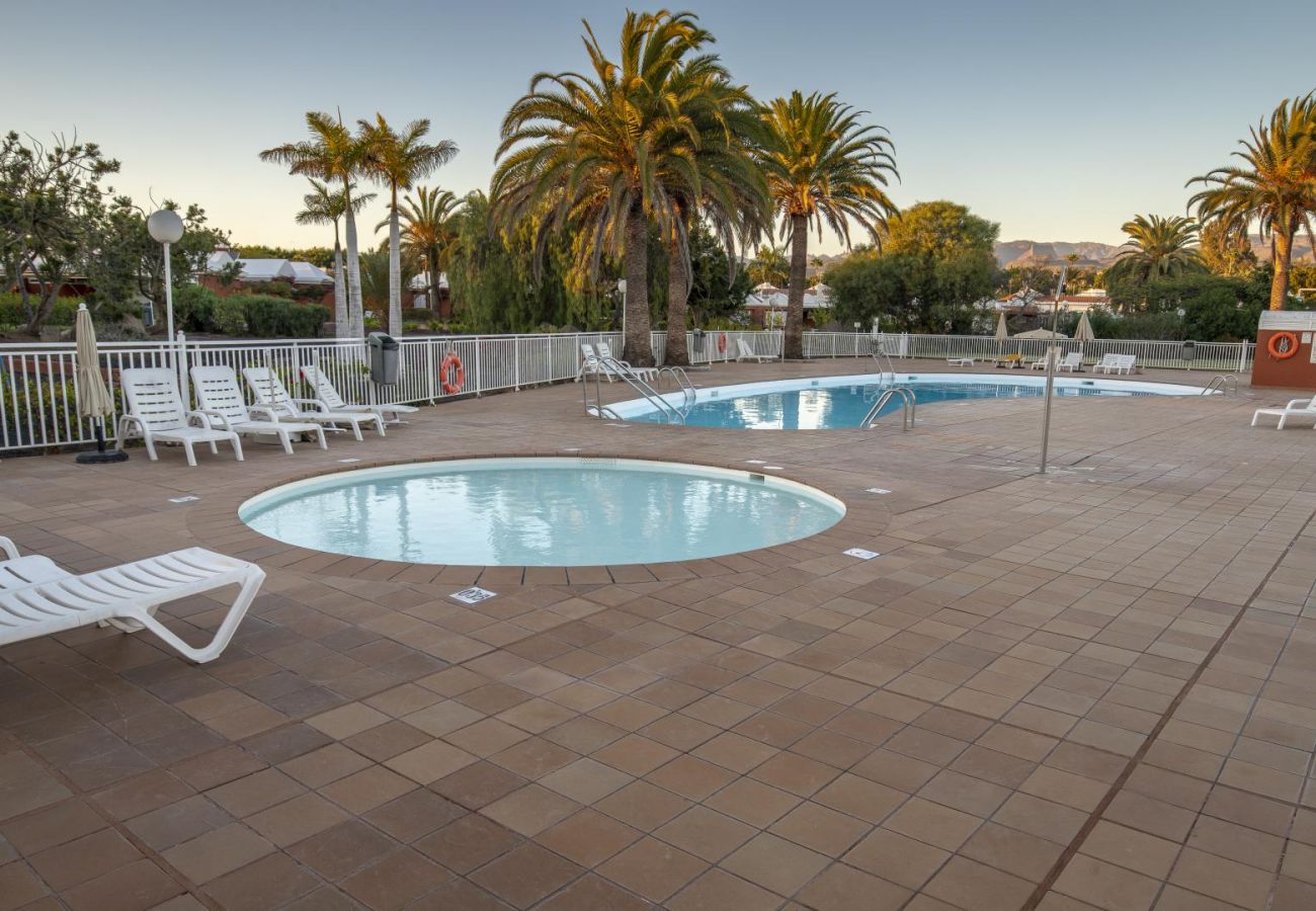 Bungalow à San Bartolomé de Tirajana - Melocotones Kuoni 46 Pta. 22