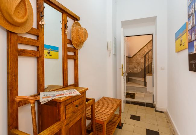 Appartement à Cadix - Centre historique de Cadix 8P wifi par Lightbooking