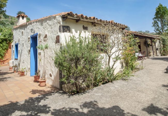 Gîte Rural à Moya - Casa el Laurel avec Jacuzzi par Lightbooking