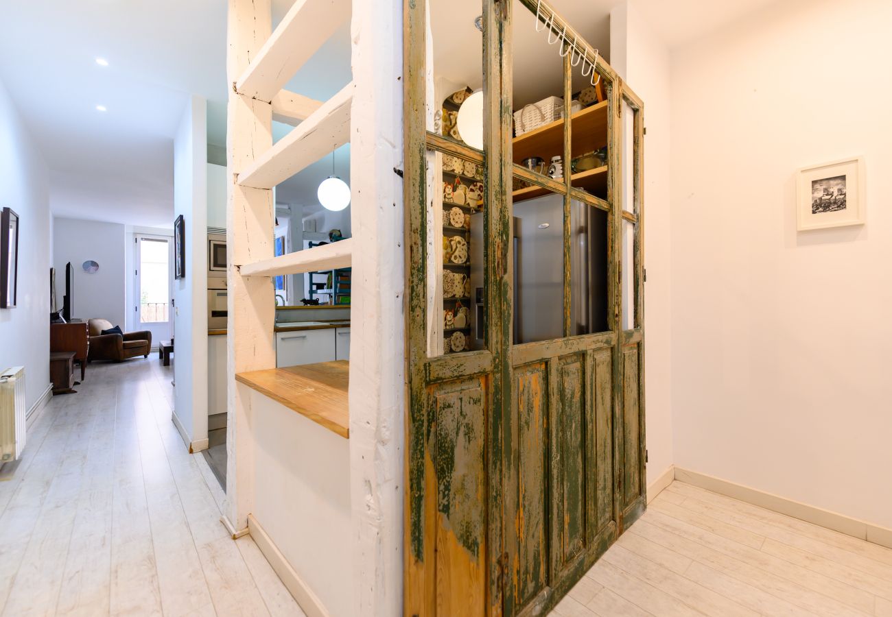 Appartement à Madrid - M (ESA81) Apto. Tribunal-Malasaña-Chueca