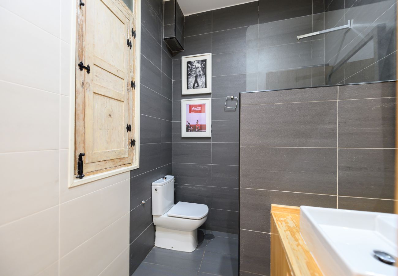 Appartement à Madrid - M (ESA81) Apto. Tribunal-Malasaña-Chueca