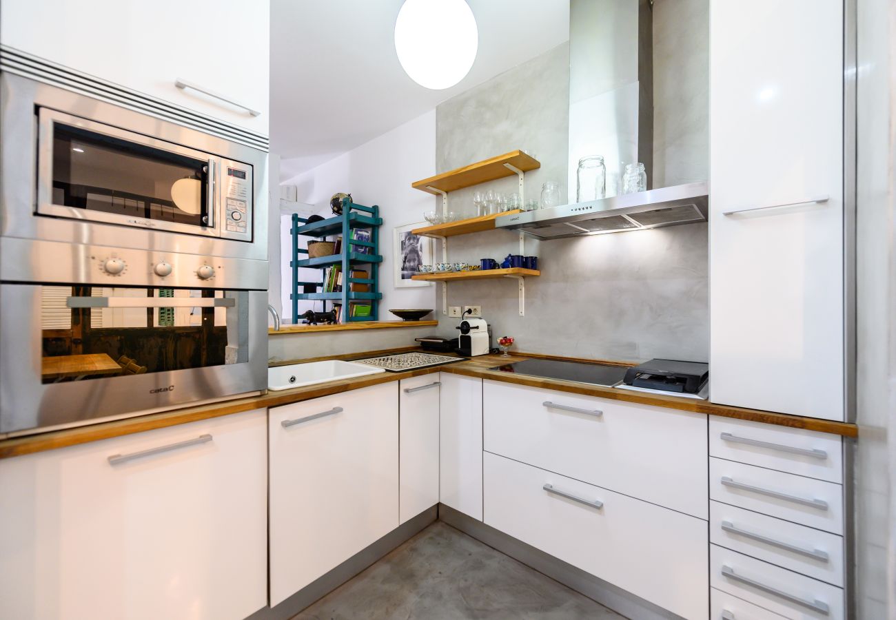 Appartement à Madrid - M (ESA81) Apto. Tribunal-Malasaña-Chueca