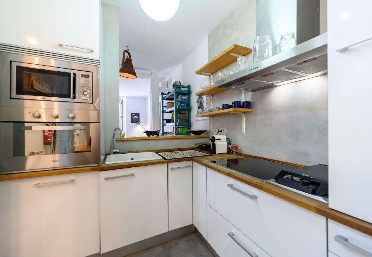 Appartement à Madrid - M (ESA81) Apto. Tribunal-Malasaña-Chueca