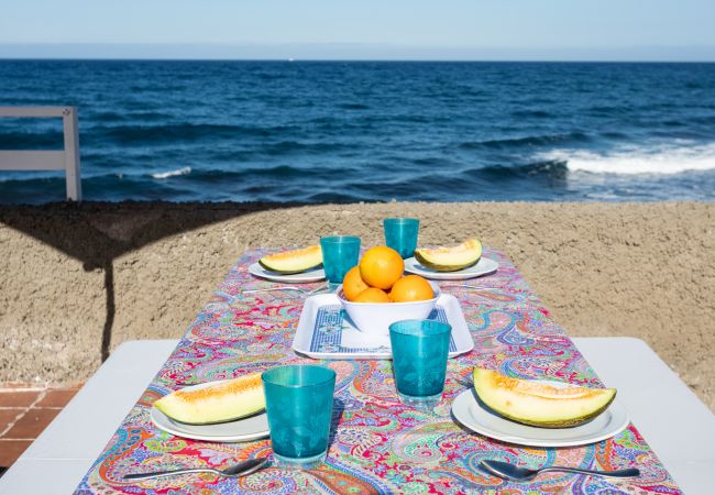 Maison à Candelaria - Casa de playa frente al mar Maison à Candelaria - Casa de playa frente al mar
