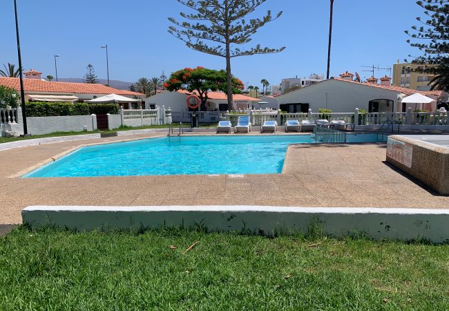 Bungalow à Playa del Ingles - Bungalow terrasse privée piscine par Lightbooking