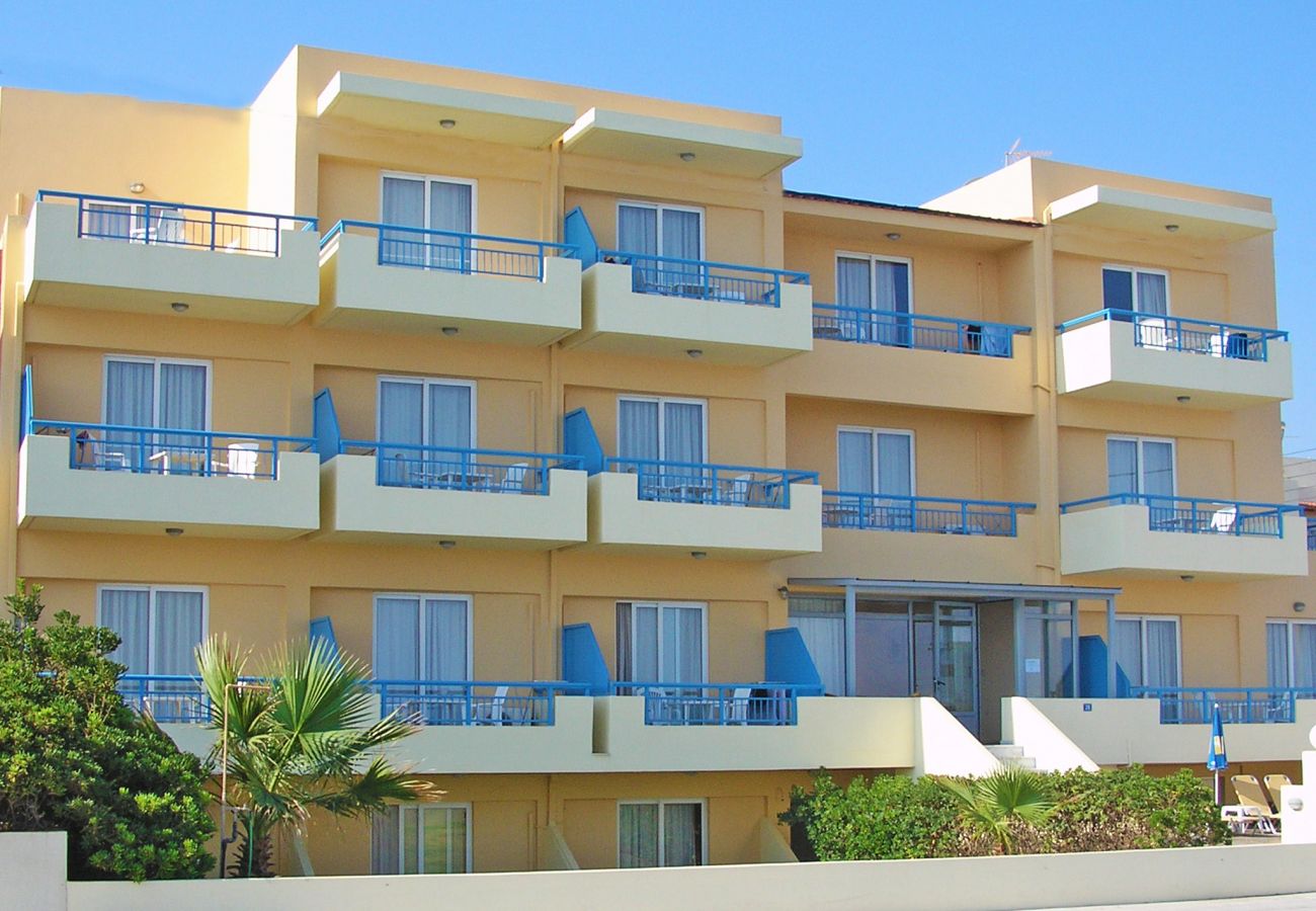 Aparthotel à Rethymno - Aparthotel pour 3 personnes à 20 m de la plage