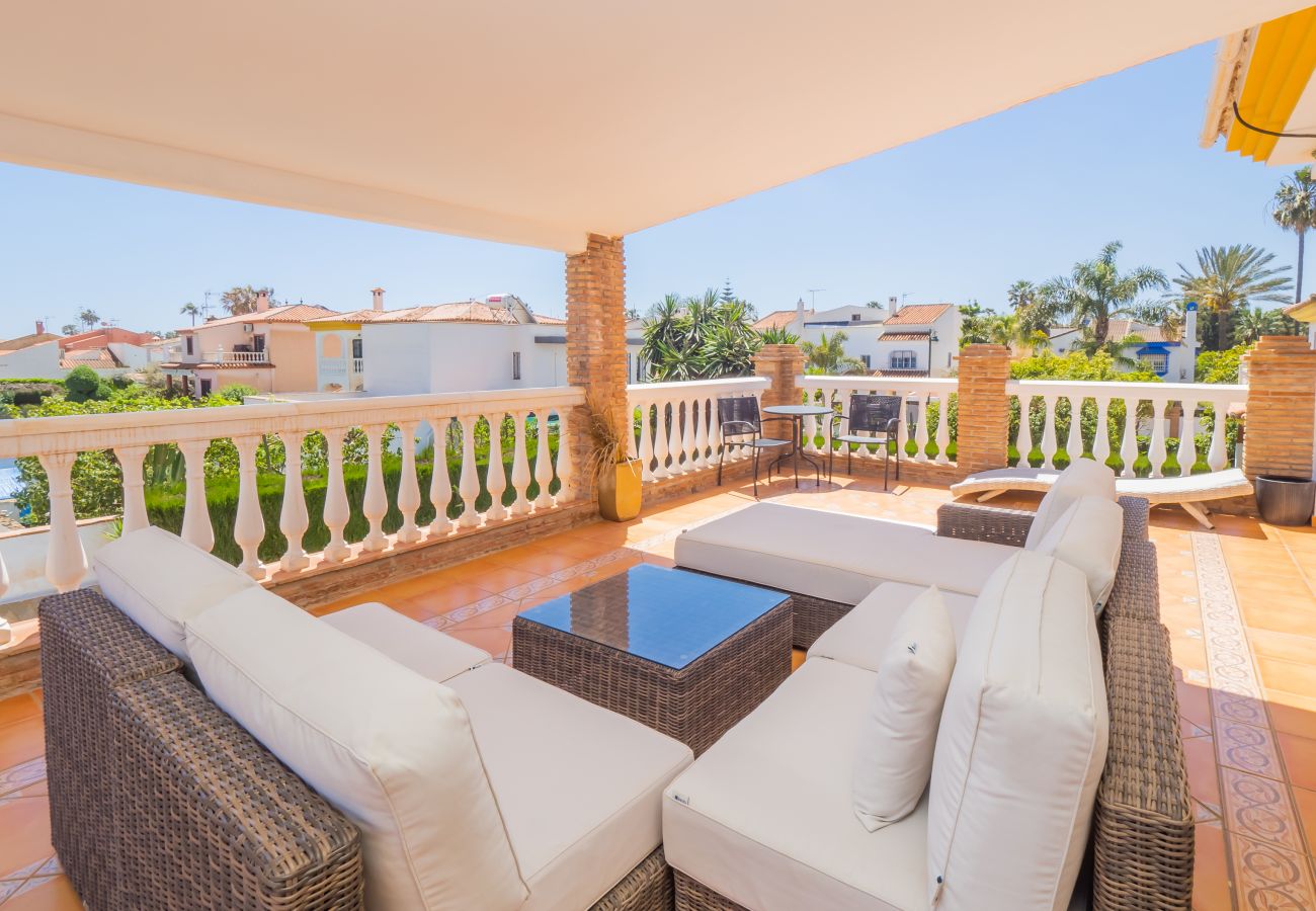 Villa à Malaga - Villa avec piscine à 1 km de la plage
