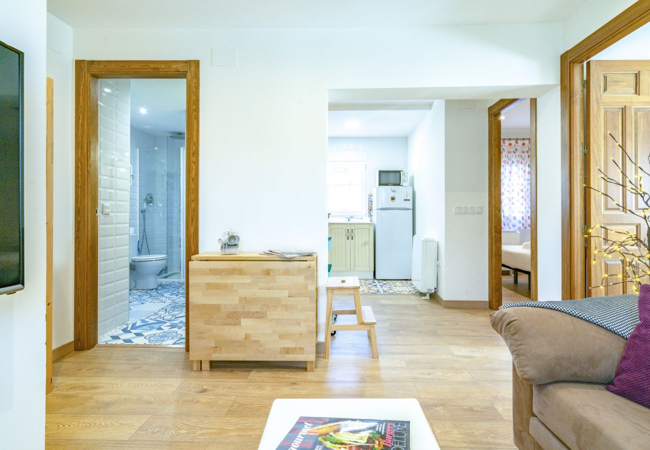 Appartement à Madrid - FREE WiFi Apartment Vallecas-Albufera-Pedro Laborde M (SDM21)