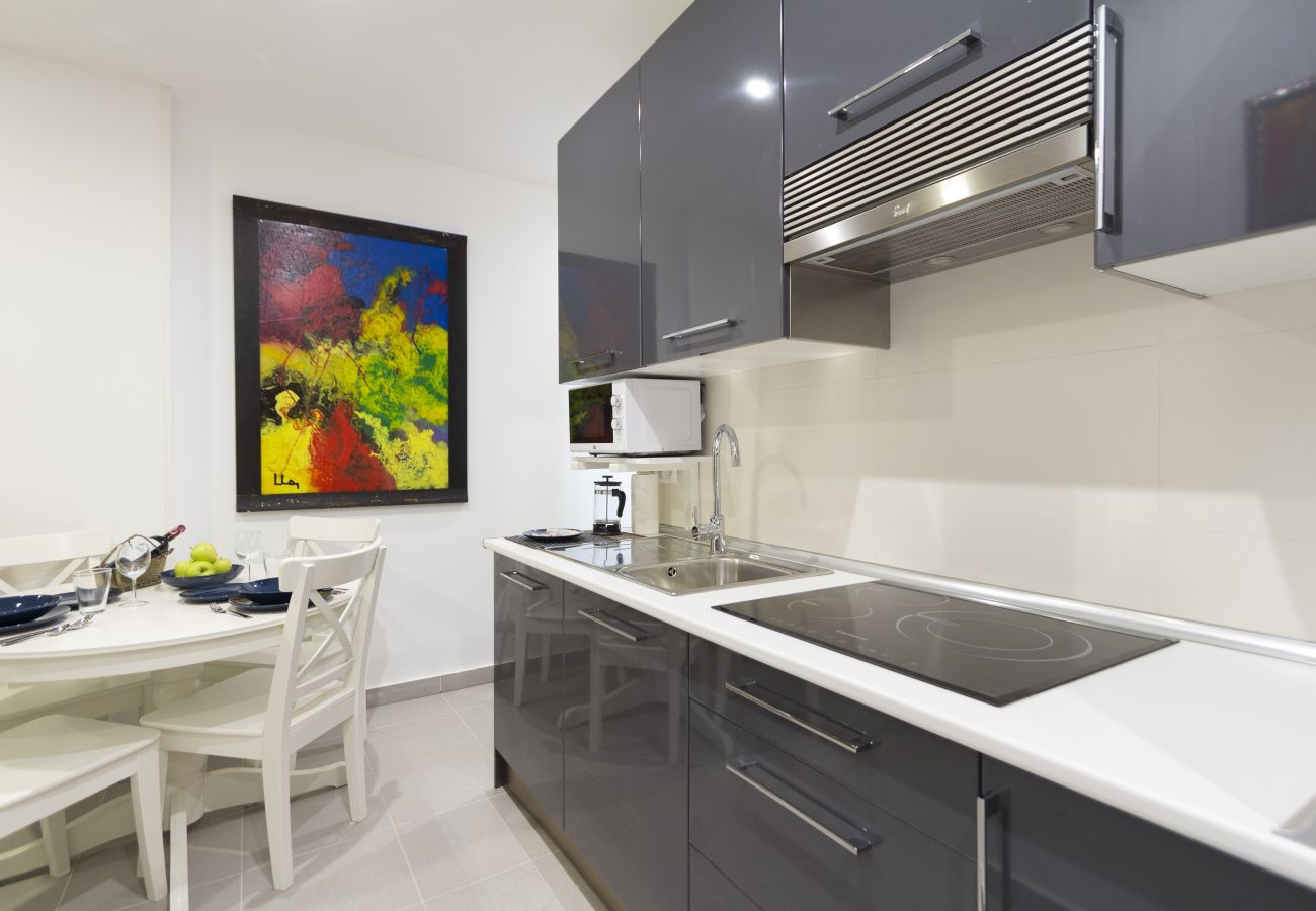 Appartement à Madrid - Luxe Apartment Madrid North Real Madrid Stadium HGA5