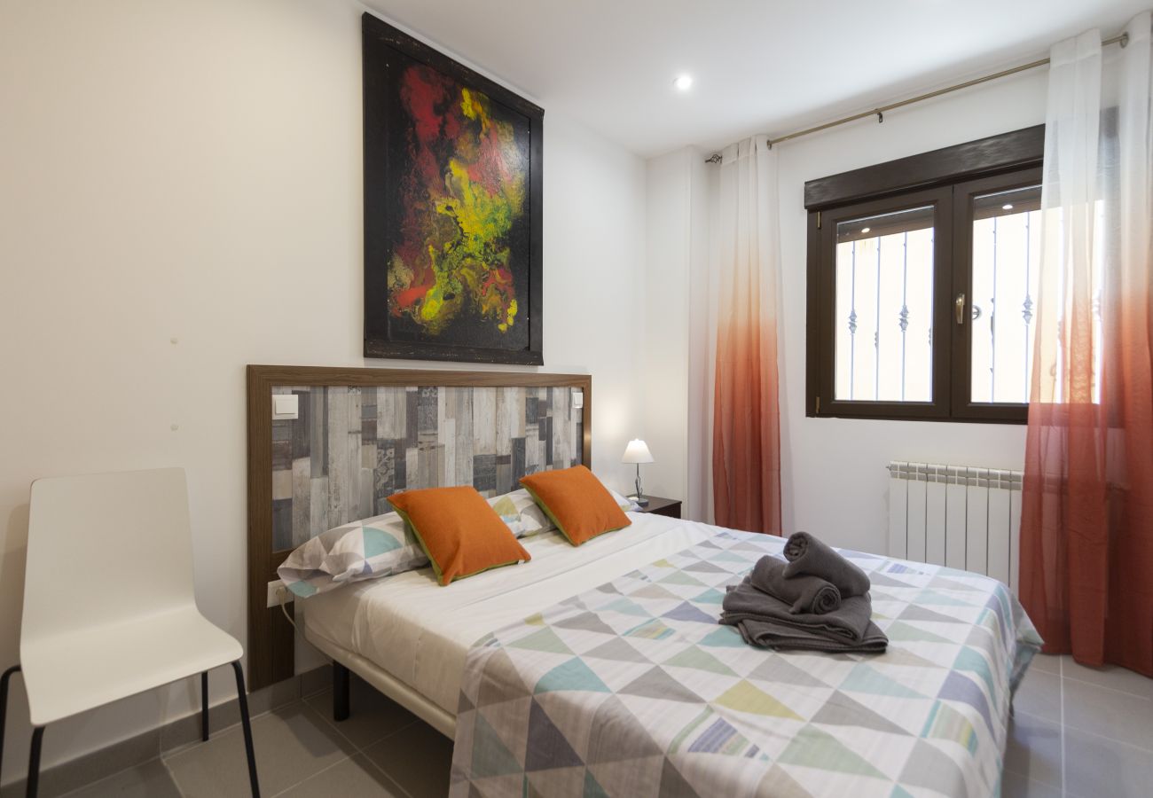 Appartement à Madrid - Luxe Apartment Madrid North Real Madrid Stadium HGA5