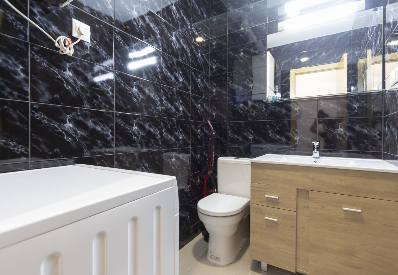 Appartement à Madrid - Luxe Apartment Madrid North Real Madrid Stadium HGA5