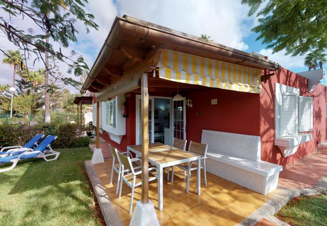 Bungalow à Maspalomas - Bungalow et jardin privé de luxe avec piscine par Lightbooking