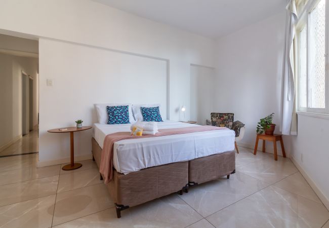 Appartement à Rio de Janeiro - SF704 (Zona2) Appartement à Rio de Janeiro - SF704 (Zona2)