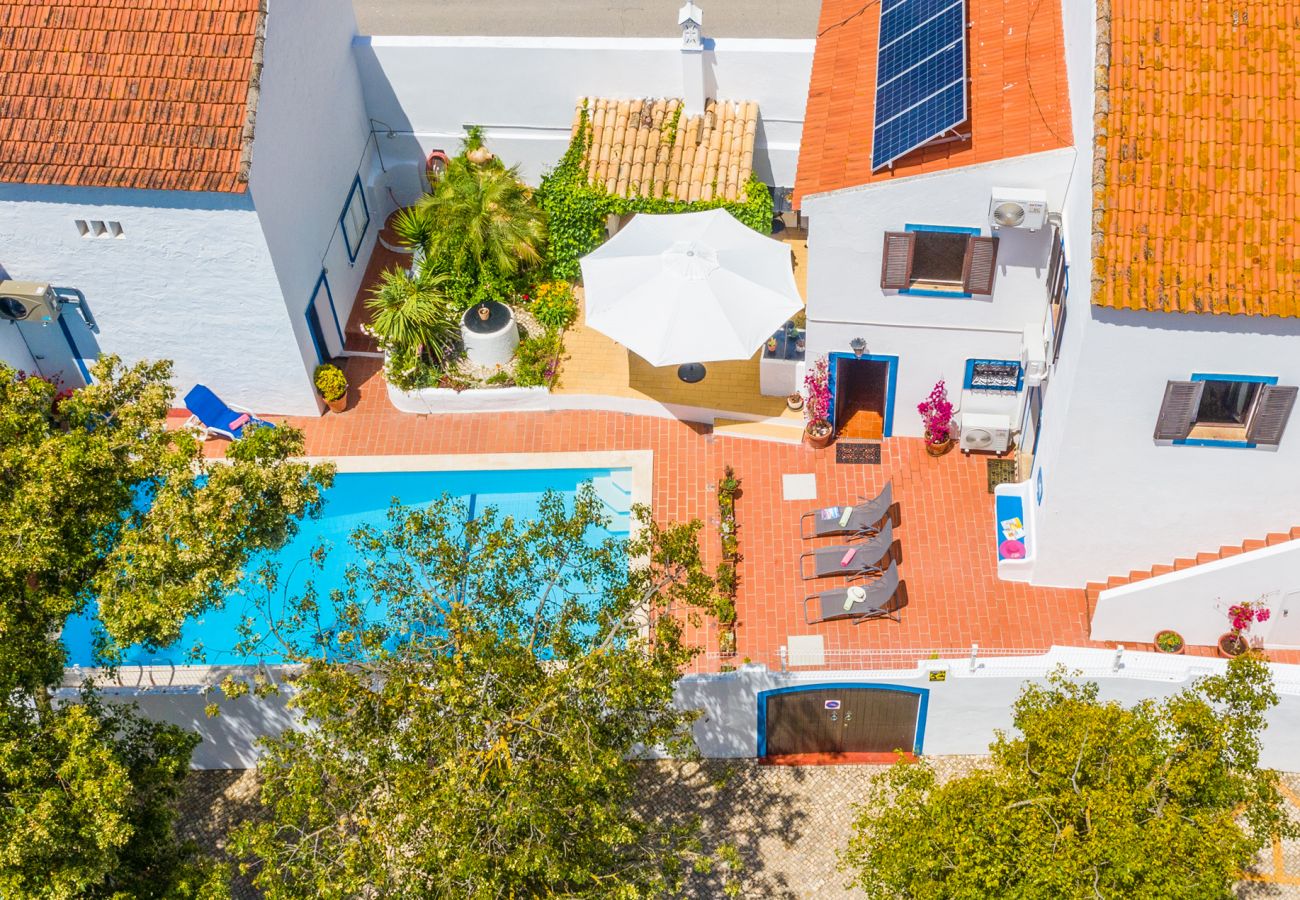 Villa à Carvoeiro - Villa avec 4 chambres à 400 m de la plage