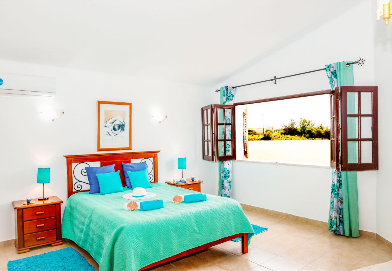 Villa à Albufeira - Villa avec 3 chambres à 2 km de la plage