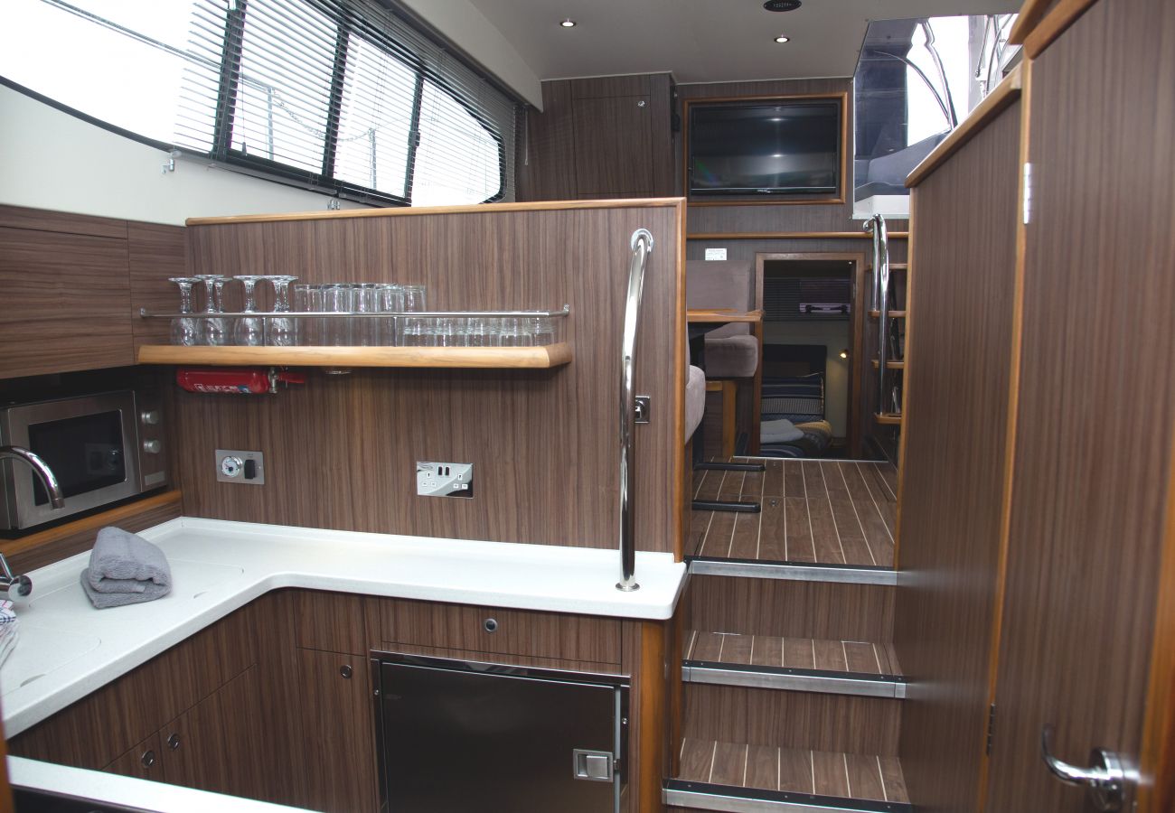 Hire a boat on Lough Erne in County Fermanagh Manor Marine Noble Emperor 4/6 Berth 
