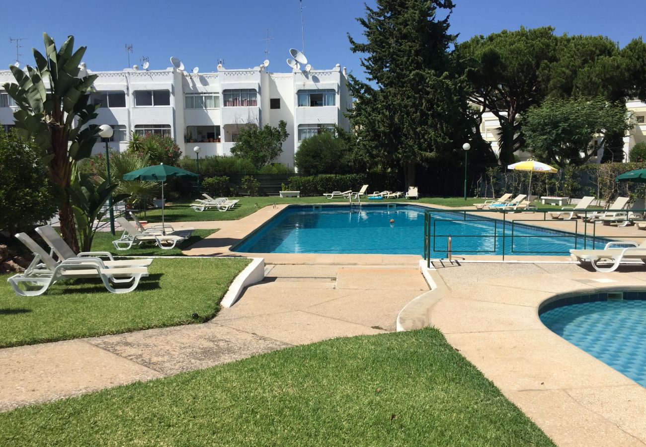 Appartement à Vilamoura - Appartement avec piscine à 2 km de la plage