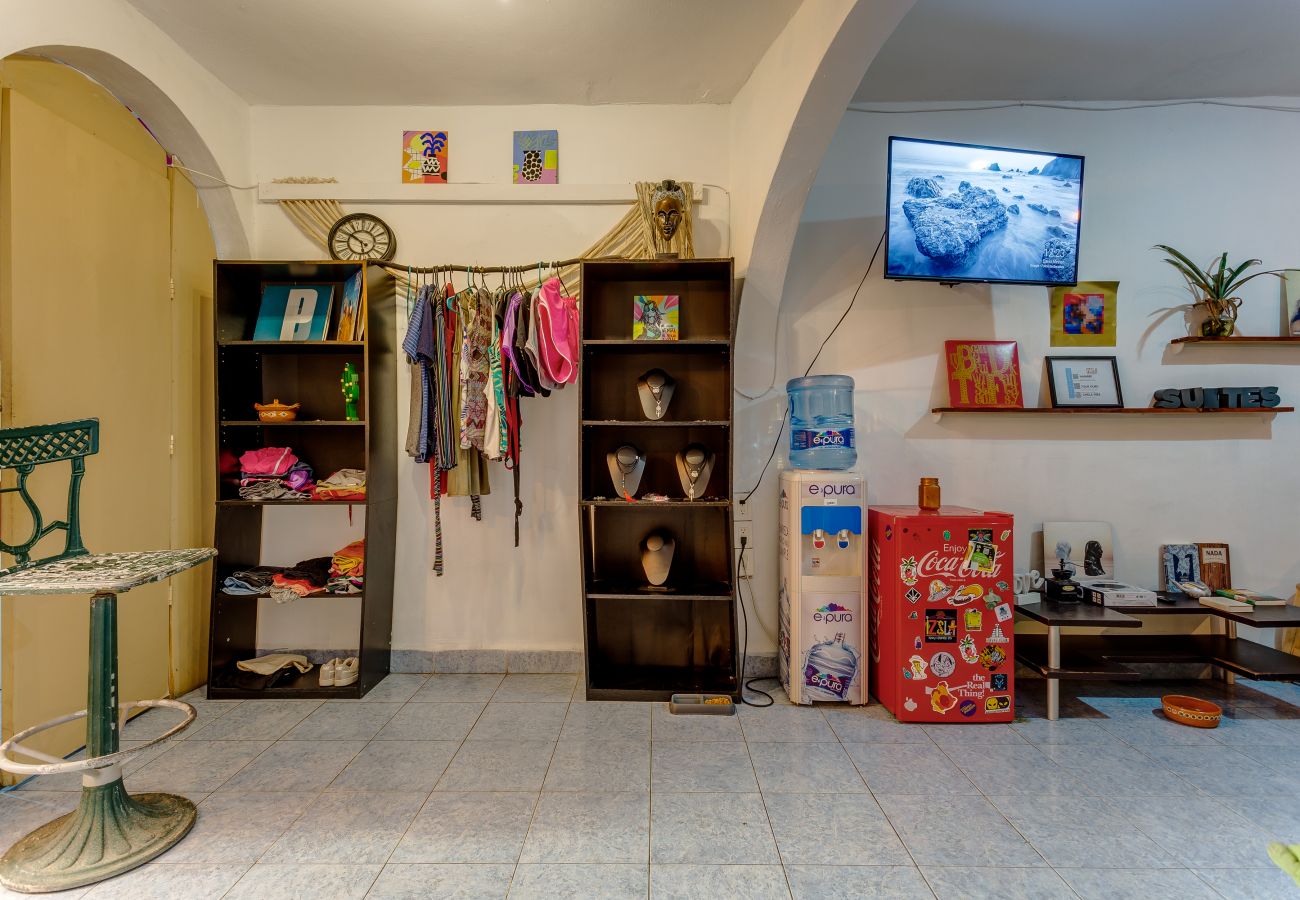 Studio à Playa del Carmen - Izsla Suites Storytelling Suite Boutique MX 6