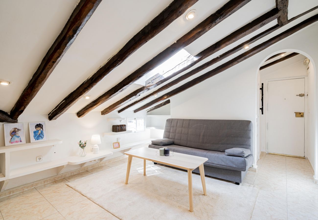 Appartement à Madrid - Apartment at  Cascorro Square SAN5