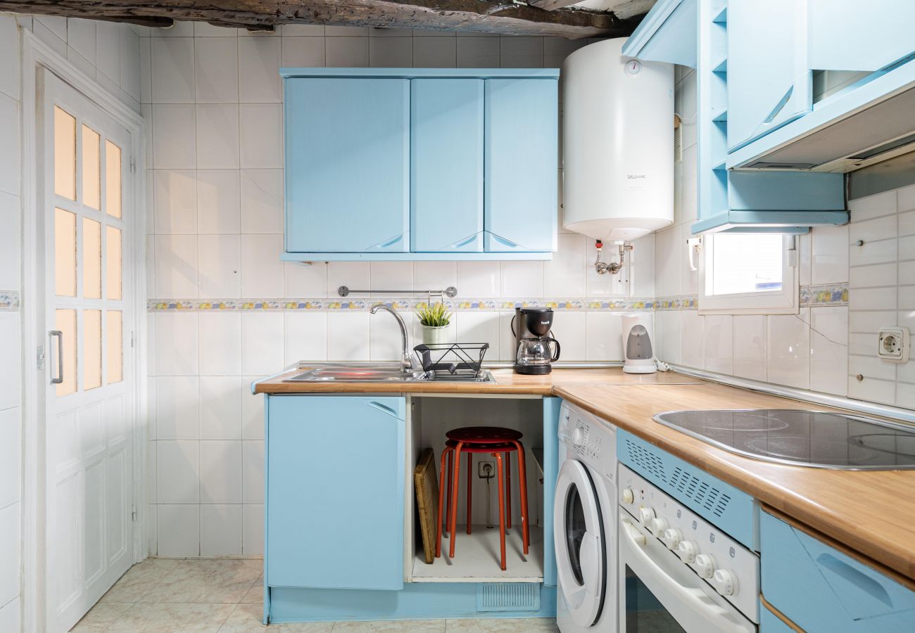 Appartement à Madrid - Apartment at  Cascorro Square SAN5