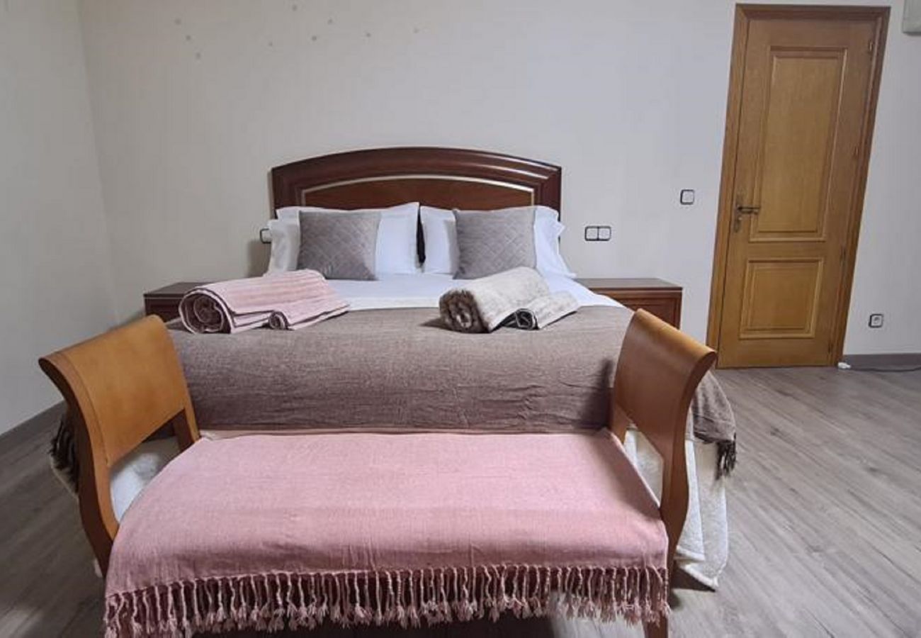 Chalet à Nuevo Baztán - Chalet Nuevo Baztán Piscina cubierta (IBI152)