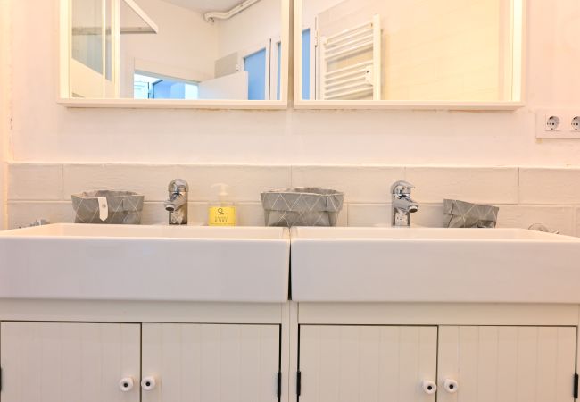 Appartement à Madrid - M (MEN30) Moderno y elegante ap. Barrio Ibiza Appartement à Madrid - M (MEN30) Moderno y elegante ap. Barrio Ibiza