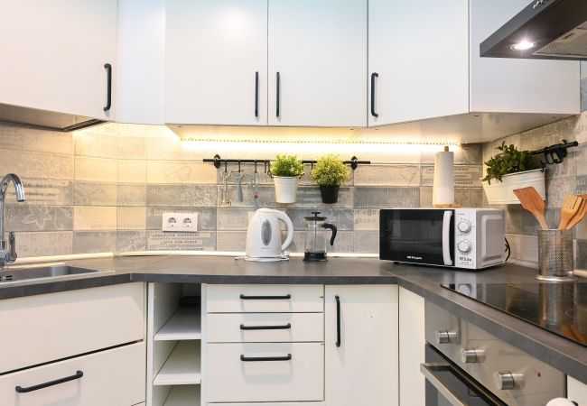 Appartement à Madrid - M (MEN30) Moderno y elegante ap. Barrio Ibiza Appartement à Madrid - M (MEN30) Moderno y elegante ap. Barrio Ibiza