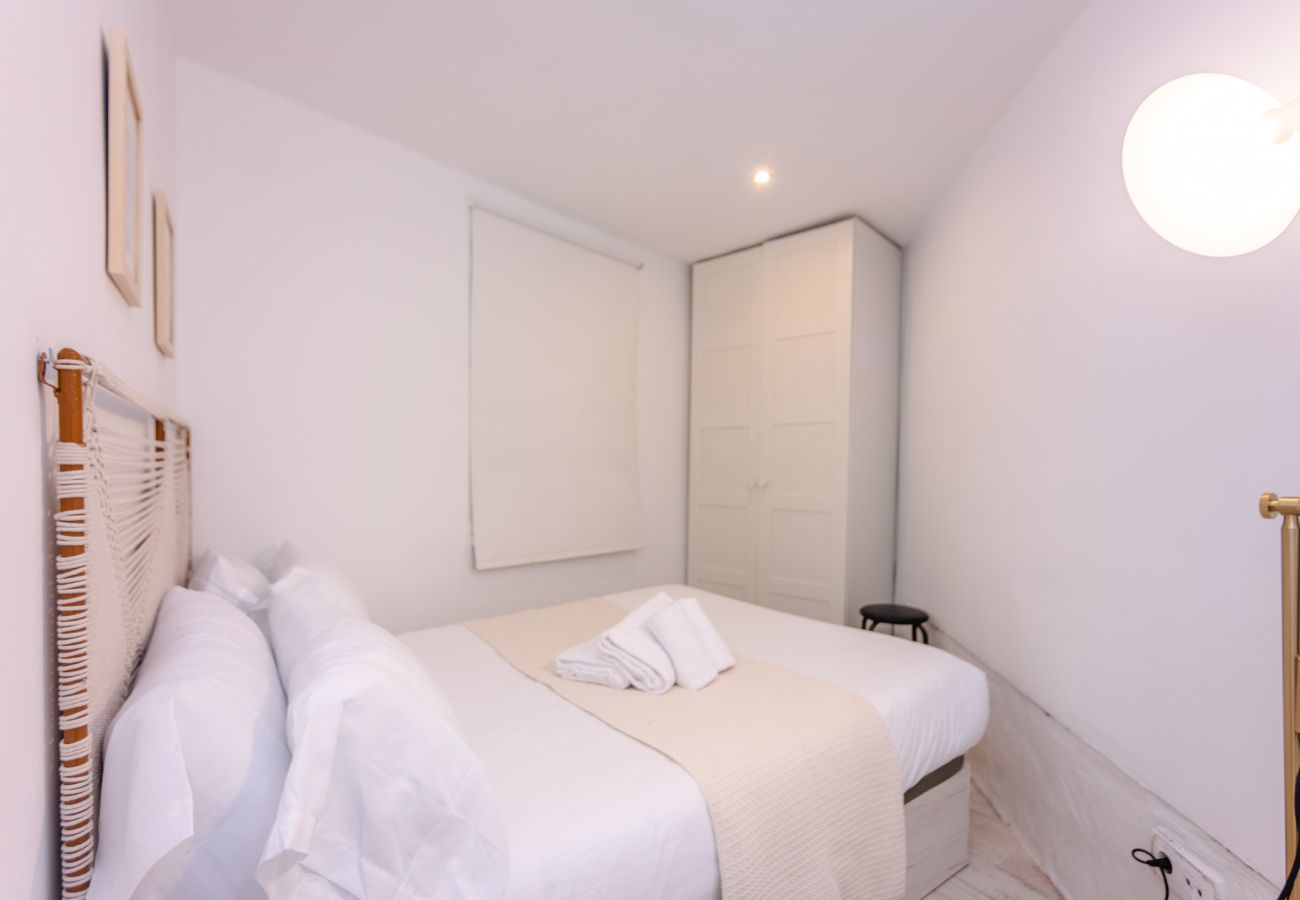 Appartement à Madrid - Moderno y elegante ap. Barrio Ibiza MEN30
