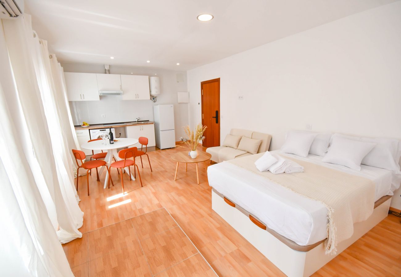 Studio à Madrid - M (MLU2º2) TETUAN "LA LATINA"