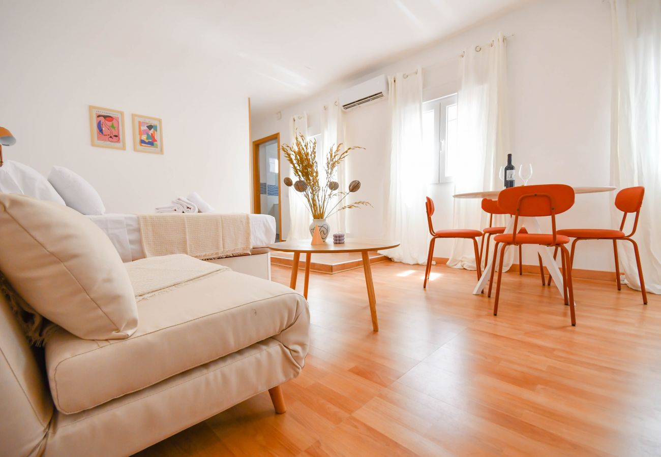 Studio à Madrid - M (MLU2º2) TETUAN "LA LATINA"