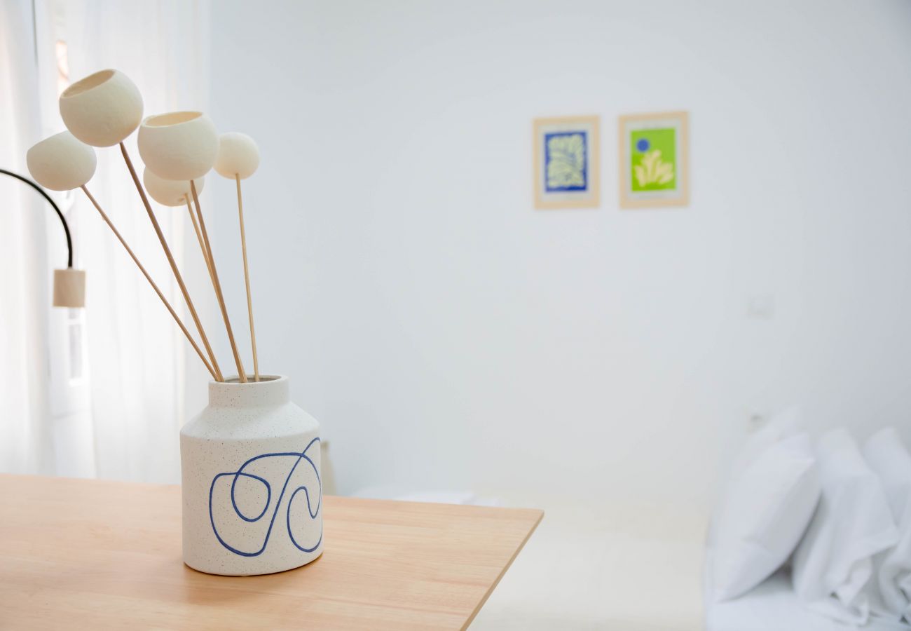 Studio à Madrid - M (MLUBº1) TETUAN "EL CENTRO"