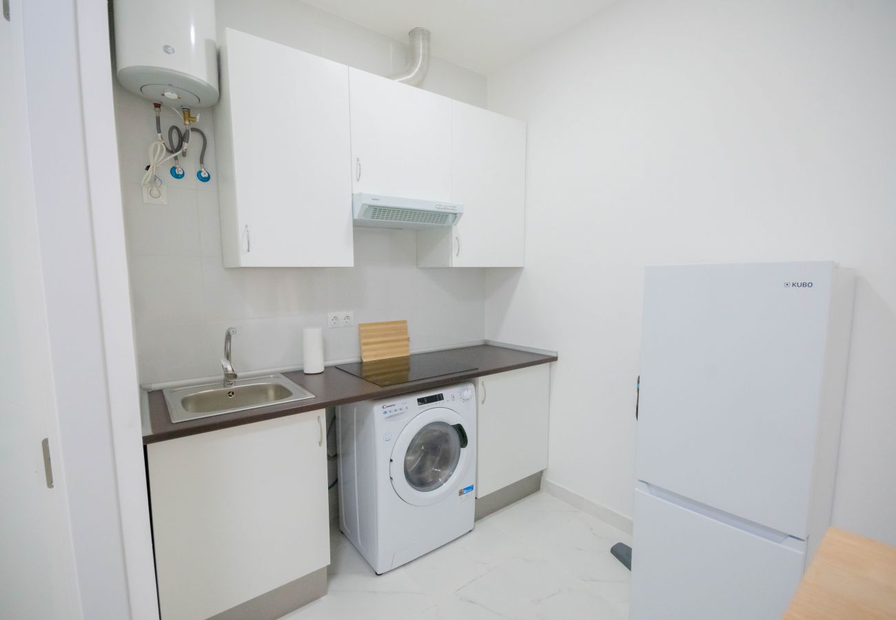 Studio à Madrid - M (MLUBº1) TETUAN "EL CENTRO"