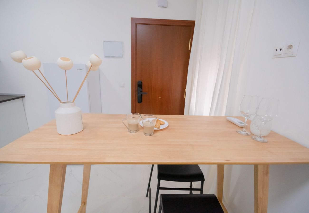 Studio à Madrid - M (MLUBº1) TETUAN "EL CENTRO"