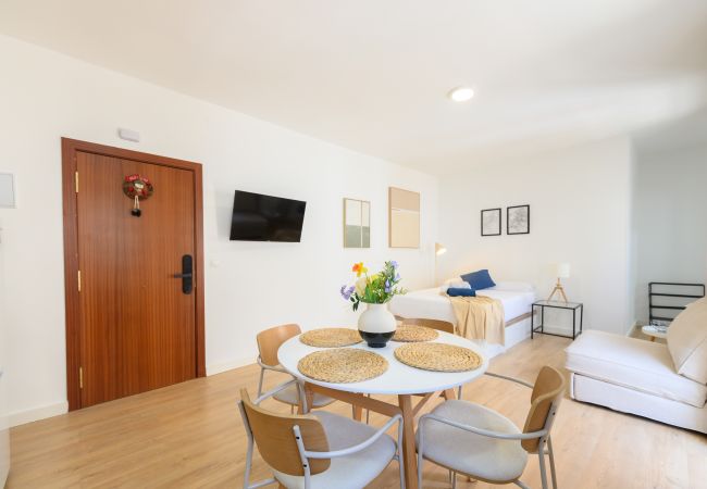 Studio à Madrid - M (MLU412) TETUAN "MALASAÑA" Studio à Madrid - M (MLU412) TETUAN "MALASAÑA"