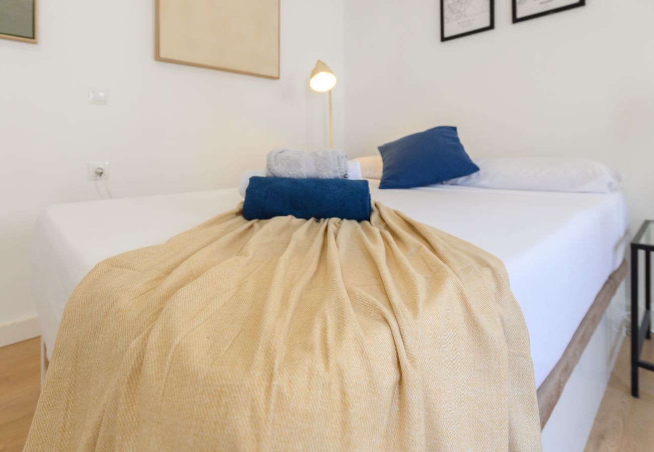 Studio à Madrid - M (MLU1º2) TETUAN "MALASAÑA"