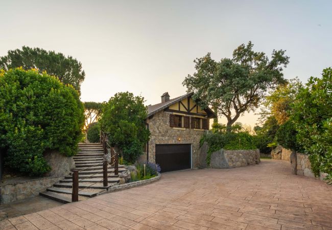 Chalet à Batres - M (GAM4) Finca Rural el Caribe Chalet à Batres - M (GAM4) Finca Rural el Caribe