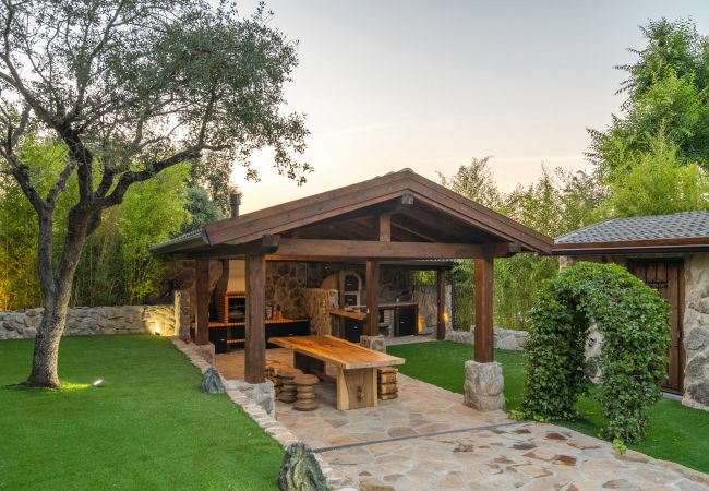 Chalet à Batres - M (GAM4) Finca Rural el Caribe Chalet à Batres - M (GAM4) Finca Rural el Caribe