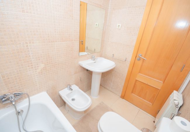 Appartement à Madrid - M (DIN131F) Habitaciones en alquiler en Barrio Chu Appartement à Madrid - M (DIN131F) Habitaciones en alquiler en Barrio Chu